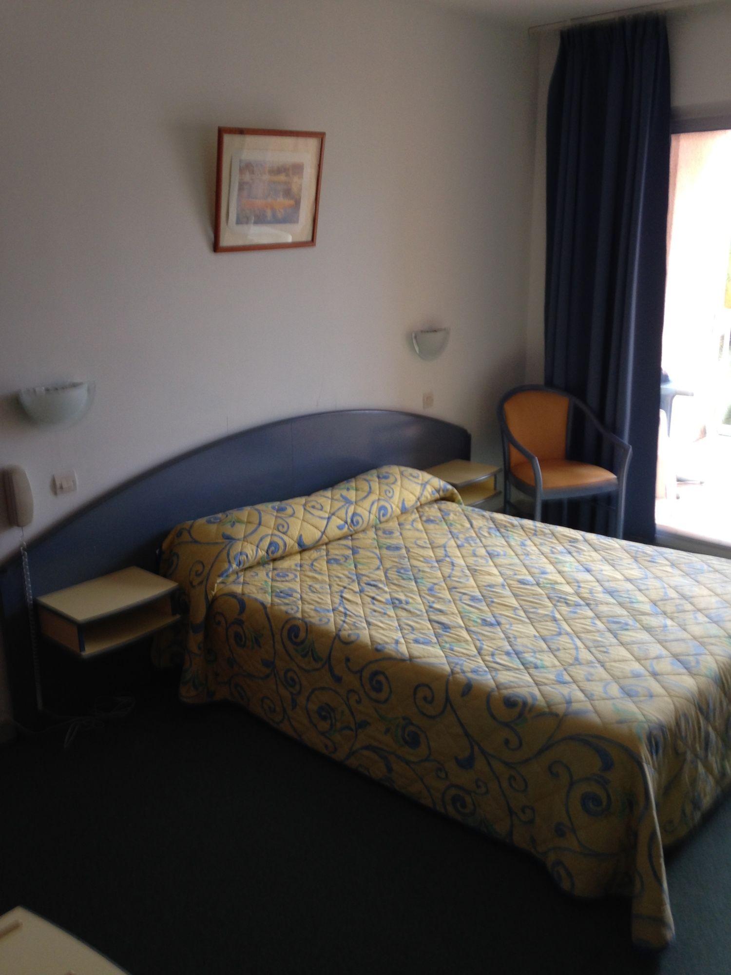 Hotel Hibiscus Propriano  Kültér fotó